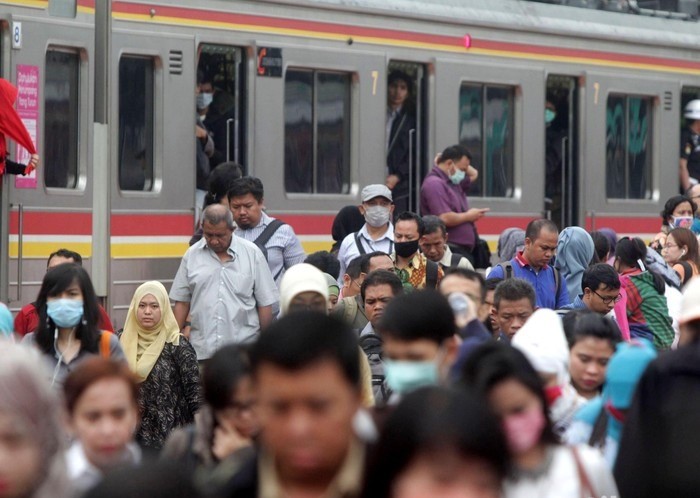 Setuju Nggak? Subsidi KRL Berbasis NIK